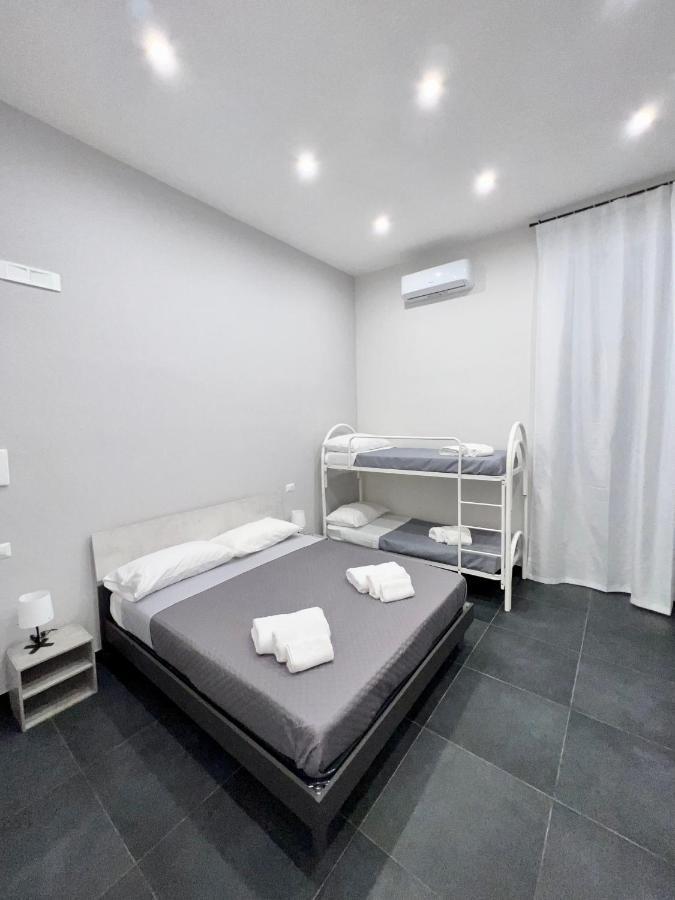 Civico Sedici Hotel Napoli Ngoại thất bức ảnh